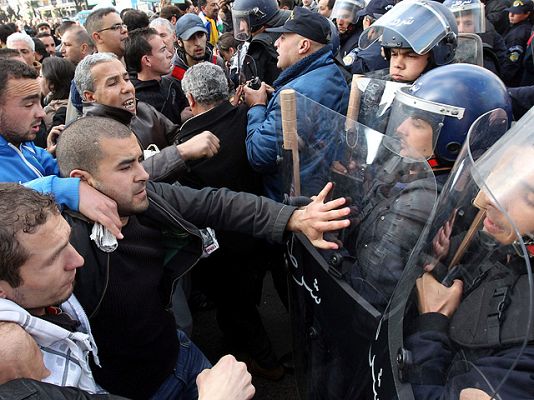  - Manifestaciones en Argelia