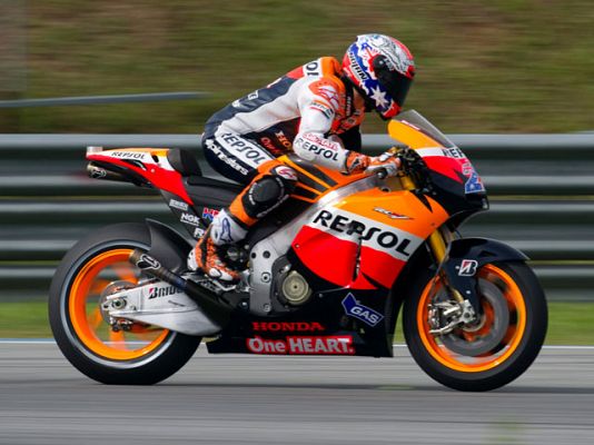 Honda domina en Sepang