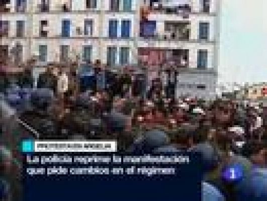 Telediario 1 - Telediario 2 en 4' - 12/02/11