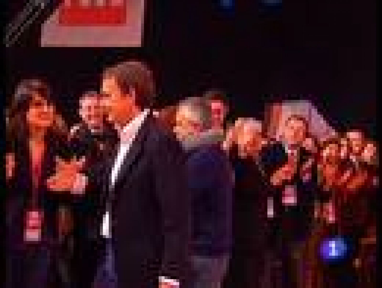 Zapatero pide en Sevilla a los candidatos del 22-M que la prioridad sea crear empleo | Ver