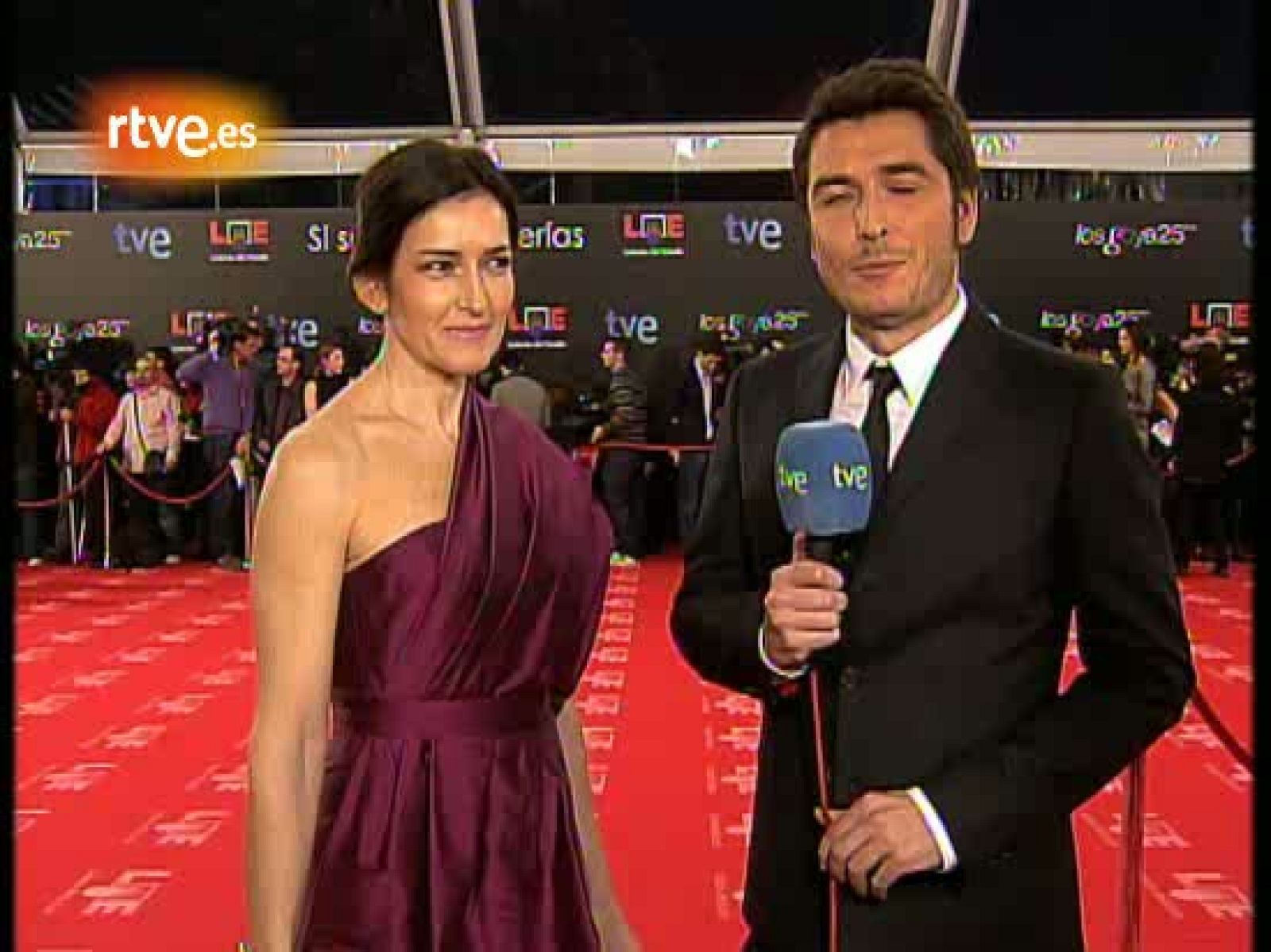  Ángeles González-Sinde: Álex y yo somos compañeros y es una celebración para estar felices"