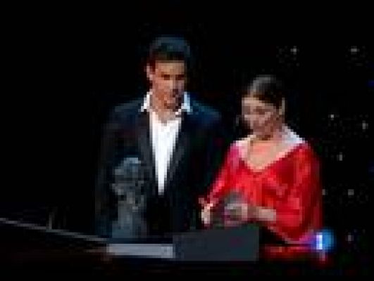 Premios Goya - Antonio Riestra Premio Goya a la Mejor Dirección de Fotografía por 'Pa negre'