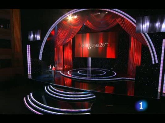 Premios Goya - Antonio Riestra Premio Goya a la Mejor Dirección de Fotografía por 'Pa negre'