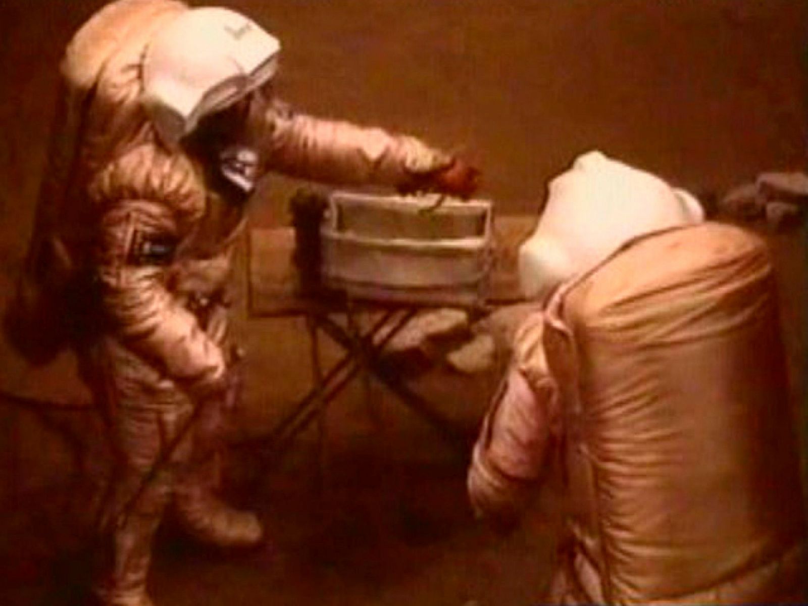 Dos astronautas simulan la llegada a Marte