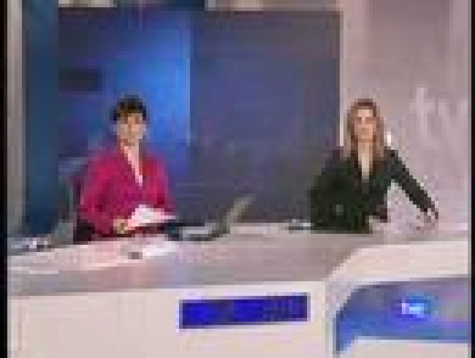 Telediario 1: Telediario Matinal en 4'- 15/02/11 | RTVE Play