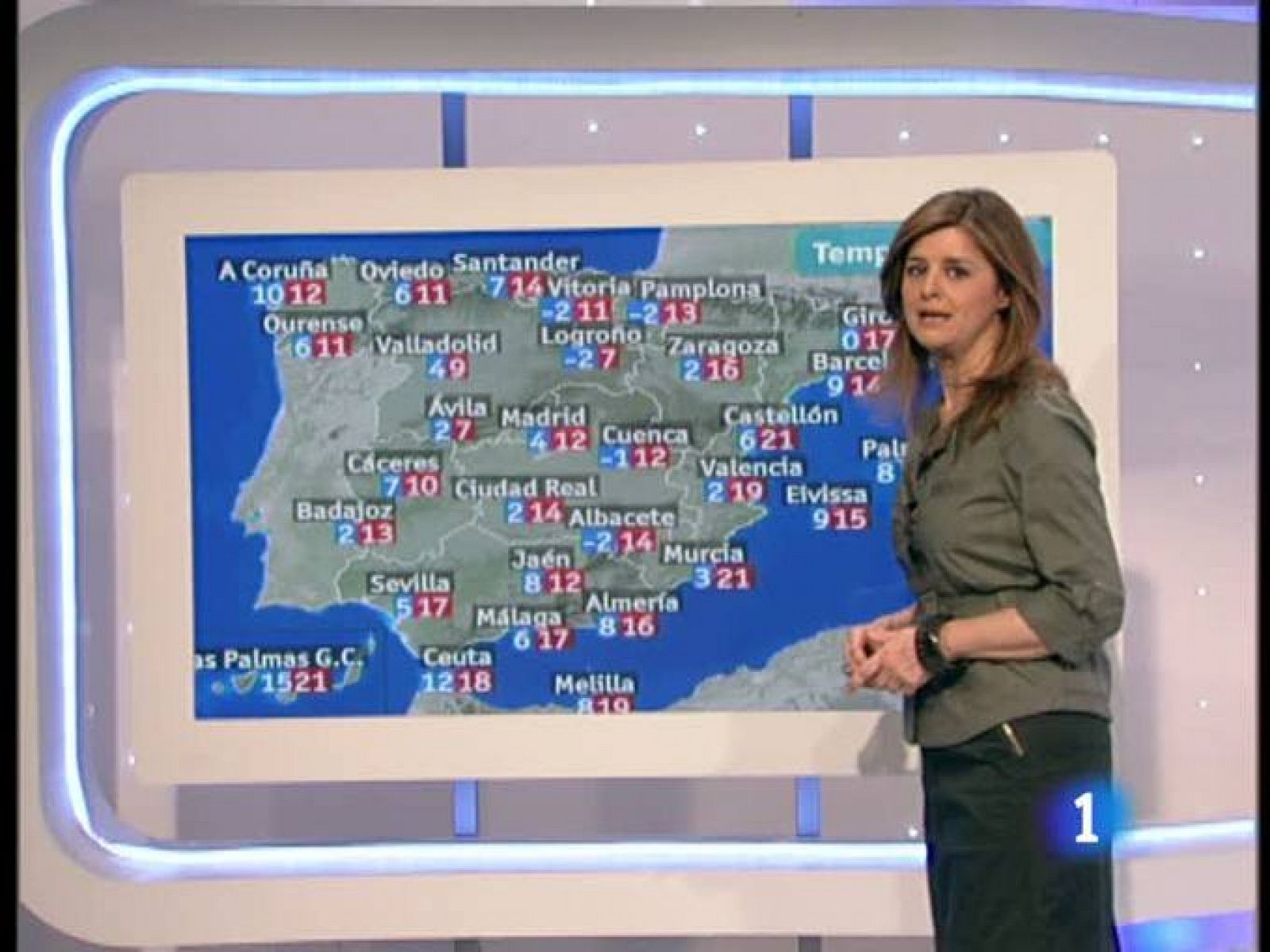  La AEMET prevé para este miércoles cielos muy nubosos con precipitaciones débiles a moderadas en el oeste de la península y Baleares, que ocasionalmente pueden ir acompañadas de tormentas en Galicia, Cádiz y Málaga. En el resto de la península se esperan precipitaciones débiles, siendo poco probables en el área mediterránea. Las temperaturas nocturanas irán en ligero a moderado descenso y se esperan heladas débiles en la mitad norte.
