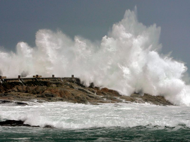 Alerta roja en la costa gallega