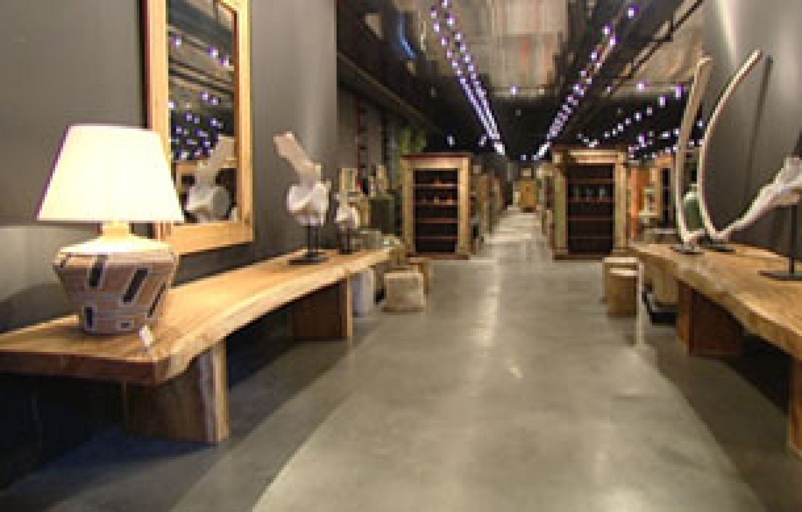 Reportaje en "Fábrica de ideas de TVE" sobre Begoña Zunzunegui, fundadora de la firma Becara