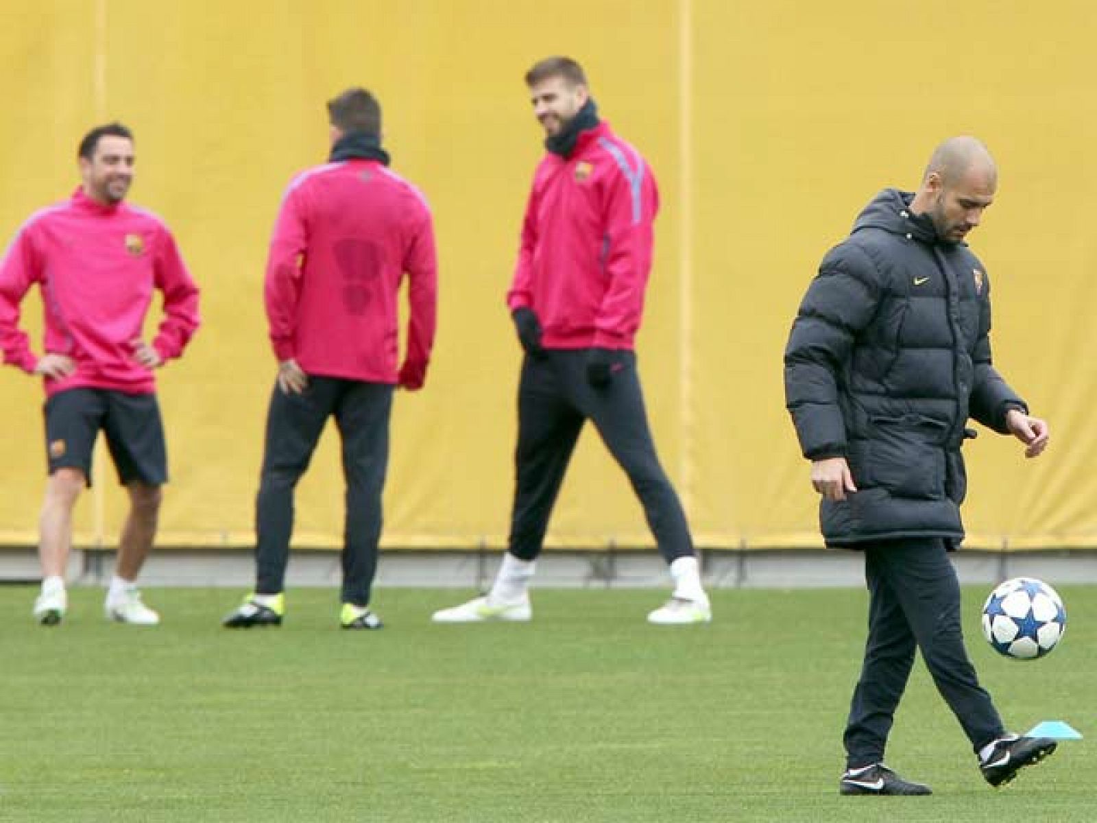 El FC Barcelona se enfrenta al Arsenal en octavos de final de la Champions. Pep Guardiola no se fía del equipo londinense, que nunca ha sido capaz de ganar al Barça.