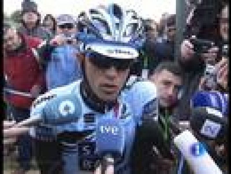 Después de la suspensión de seis meses, Alberto Contador ha vuelto a subirse a una bicicleta para competir en la Vuelta al Algarve.