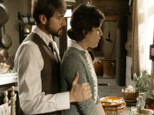 14 de abril. La República - "Mírame y díme que no sientes nada"