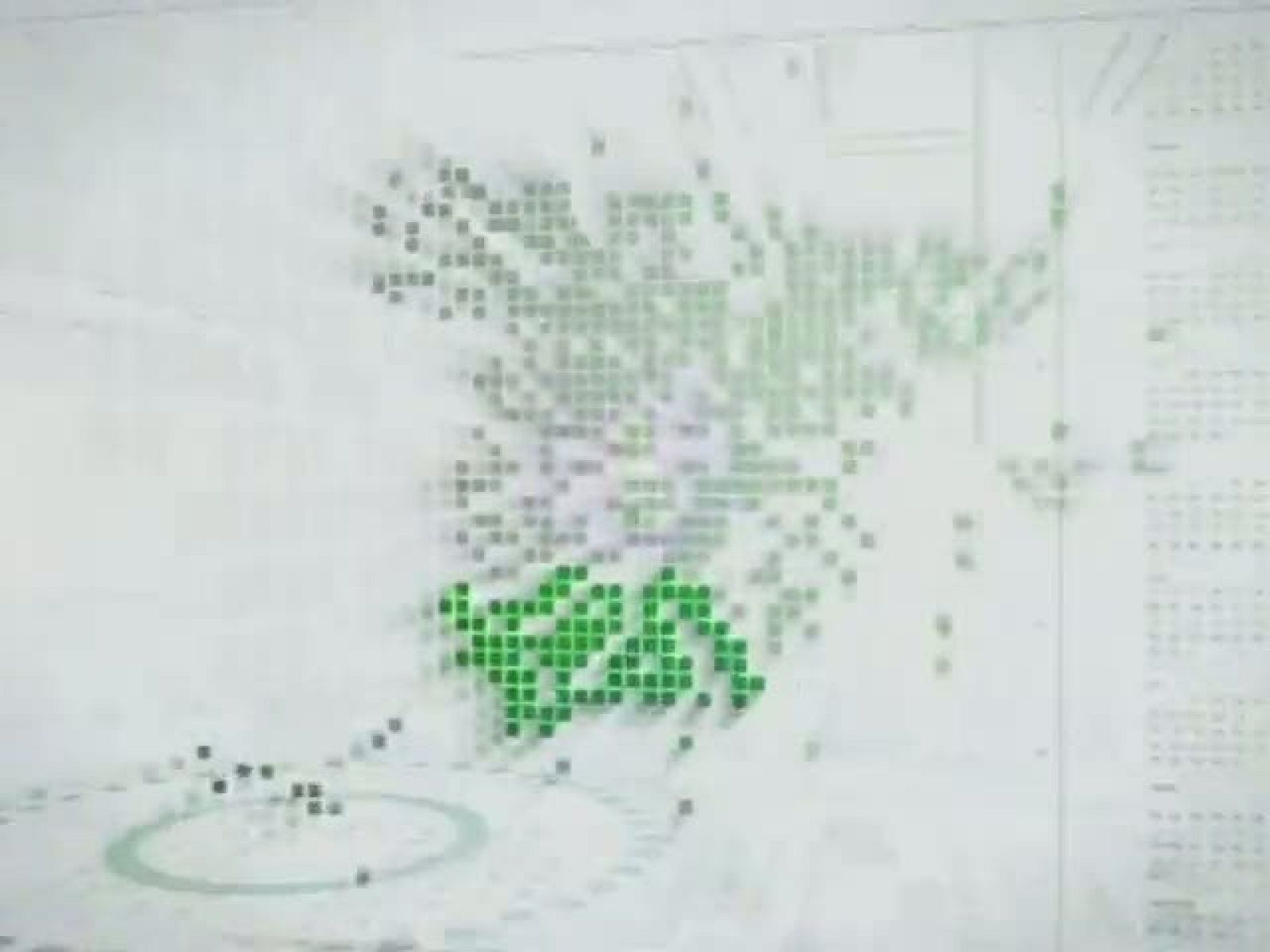  --"Caso Mari Luz": Sigue la ronda de testigos en la segunda jornada del juicio por la muerte de la niña de Huelva.--Entre los testigos, un taxista que asegura que vio a los hermanos Santiago y Rosa del Valle cargando un carrito de la compra donde llevarían a la niña.--En el Parlamento andaluz, el posible fraude en los EREs con dinero público centra la sesión de control al Gobierno.--En Córdoba, medio millar de expertos en seguridad vial buscan medidas para reducir los atropellos mortales en los núcleos urbanos.--"Uniendo esfuerzos contra las enfermedades raras", lema de un Congreso Internacional en Sevilla.--En Deportes, esta noche vuelve la Europa League: El Sevilla se enfrenta al Oporto en el Sánchez Pizjuán.noticiasandalucia.tve@rtve.es