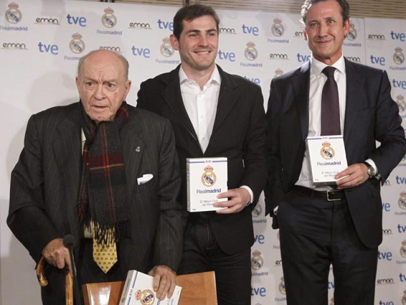 Alfredo di Stéfano, Jorge Valdano e Iker Casillas, tres pesos pesados del club blanco para presentar 'Real Madrid, el mejor club del mundo'. Una historia en imágenes con la colaboración de TVE