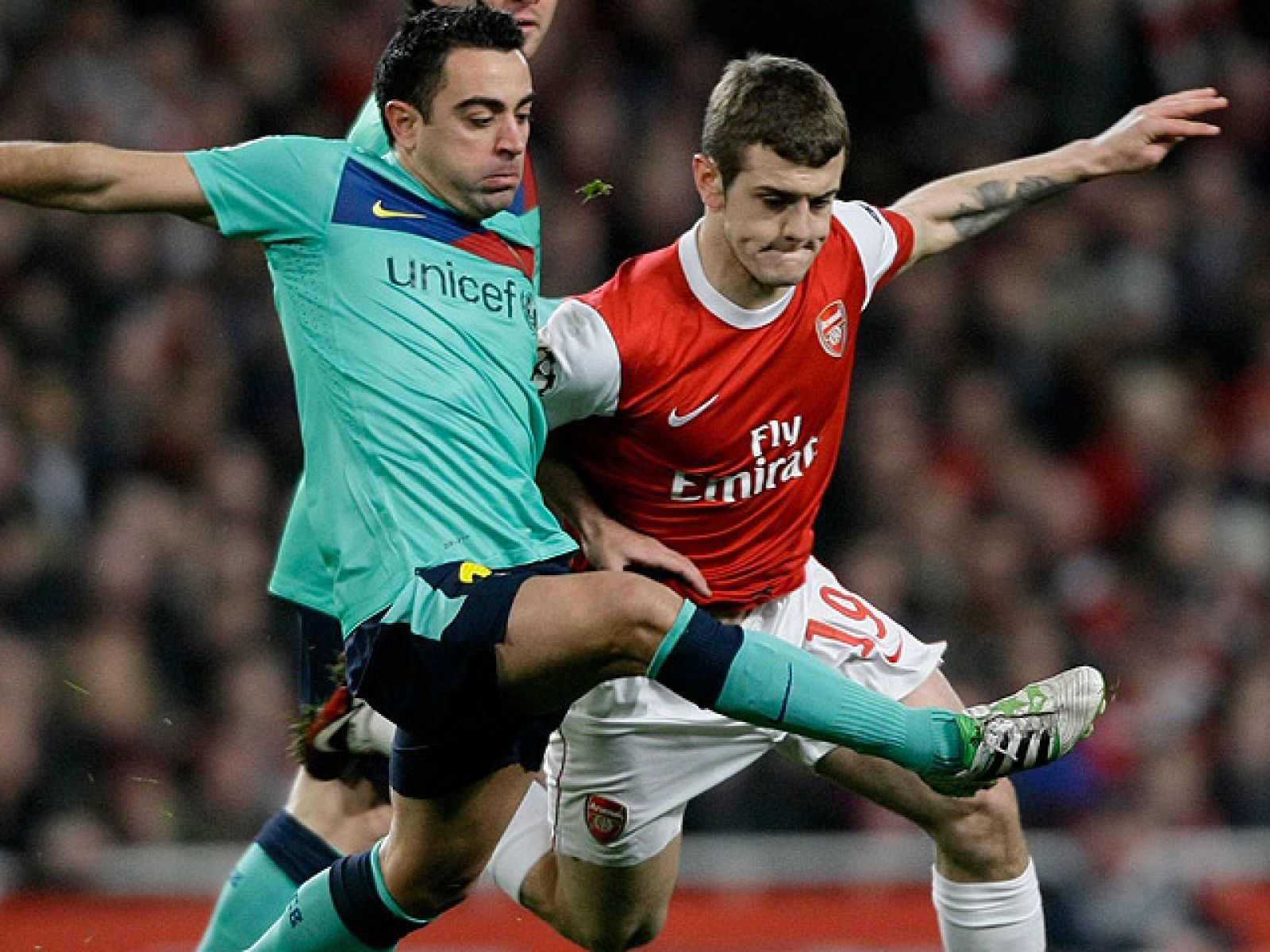 El Arsenal ha frenado en seco la carrera azulgrana al imponerse 2-1 en el Emirates tras remontar un gol en contra de Villa.