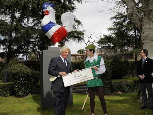 Robin Hood pide la implantación de la tasa que grava las transacciones financieras ante el embajador de Francia