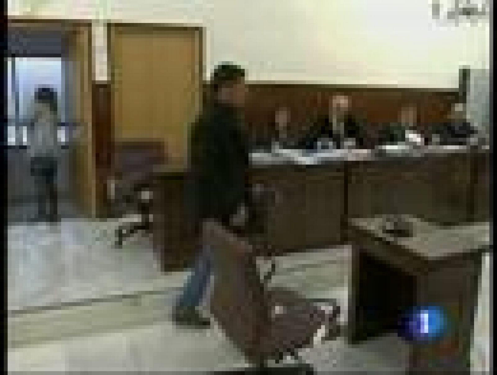 Un testigo del caso Mari Luz dice que vio a los hermanos Del Valle meter un carrito en un coche | Ver