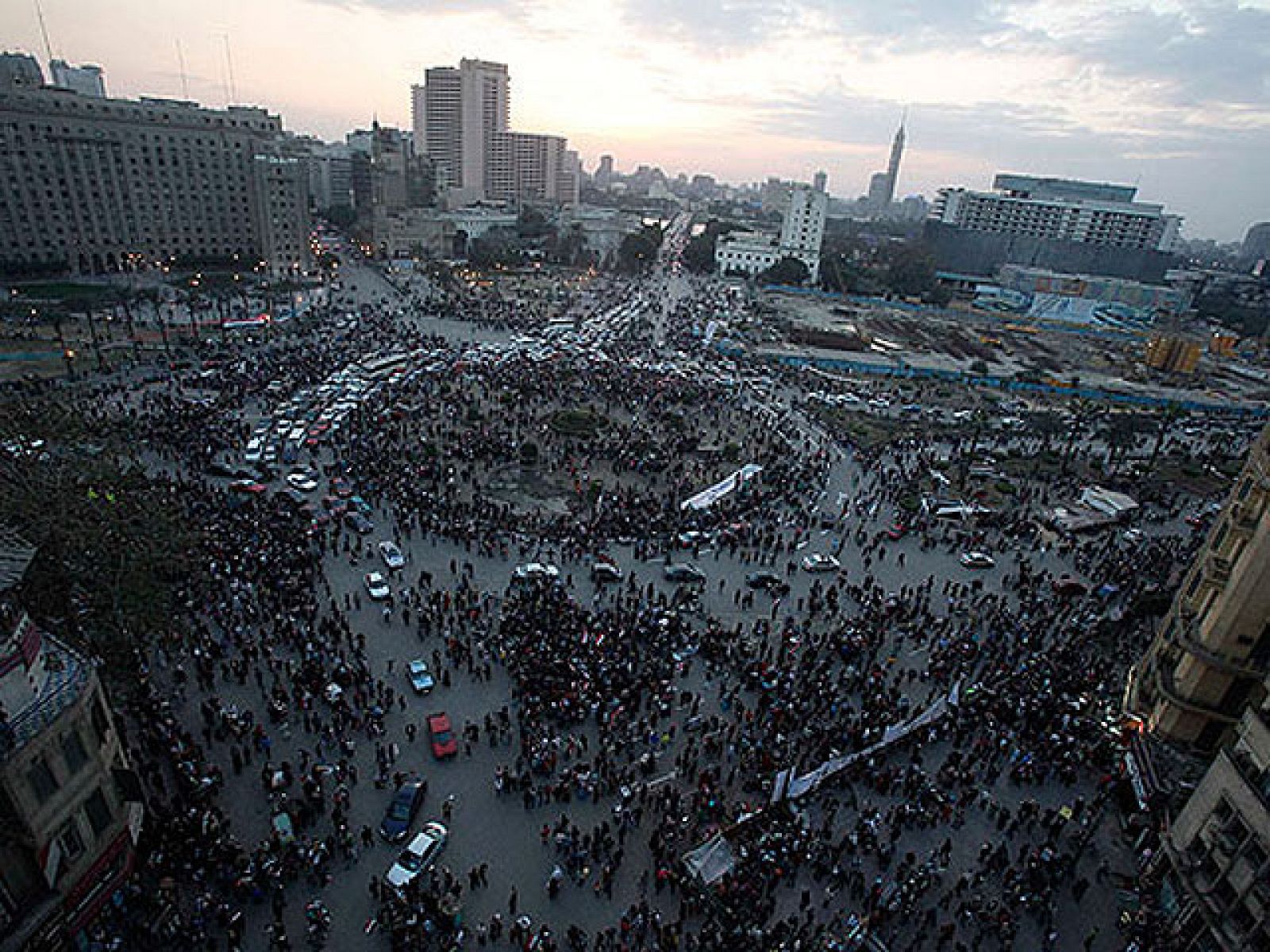 Sin programa: Egipto celebra una semana sin Mubarak con la 'Marcha de la victoria' | RTVE Play