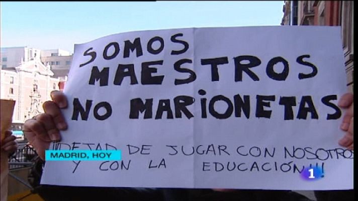 Telediario 1 - Telediario - 15 horas - 18/02/11