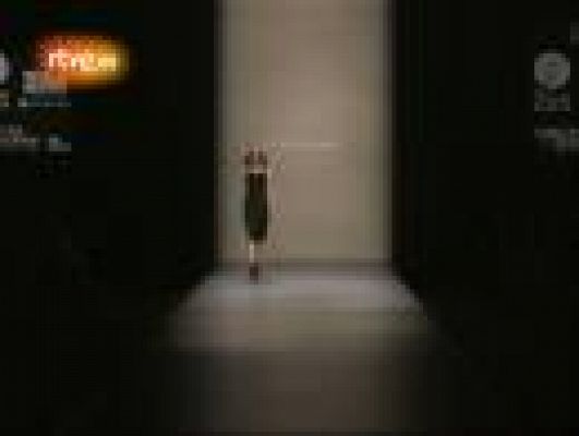  - Desfile íntegro de Devota & Lomba