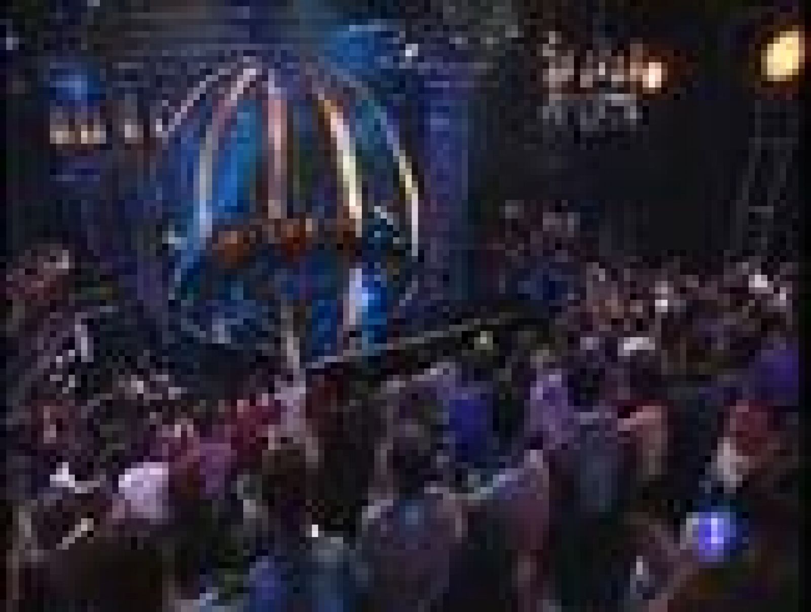 Los representantes británicos en Eurovisión 2011, Blue, han estado en Destino Eurovisión para interpretar su tema 'Breathe easy' .