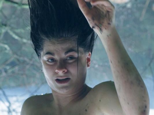  - Ainara LeGardon - Thirsty