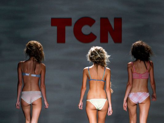  - Desfile íntegro de TCN