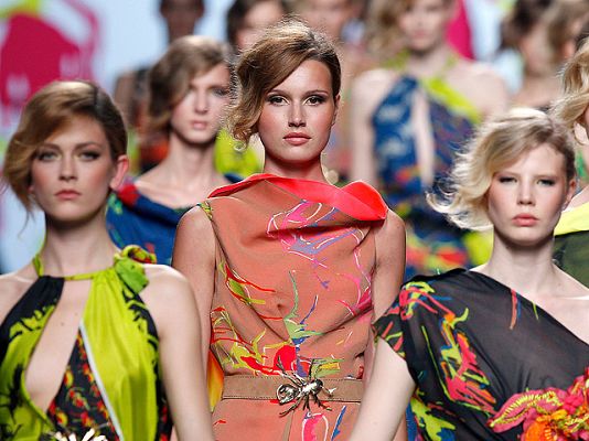  - Desfile íntegro de Adolfo Domínguez