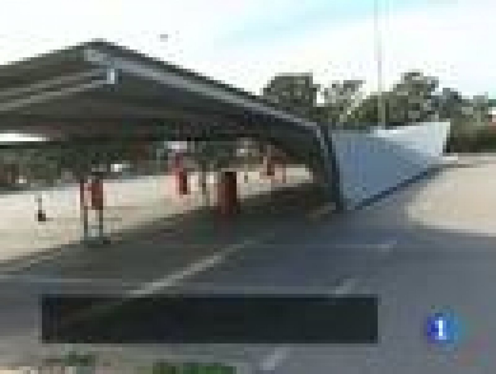 L'Informatiu migdia en 3 minuts - (22/02/11)