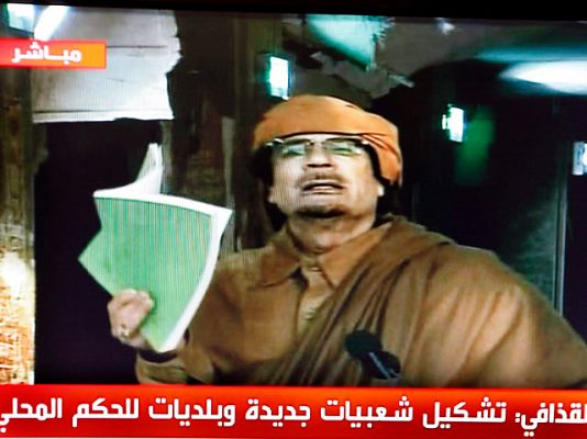  - Gadafi amenaza a los opositores con penas de muerte