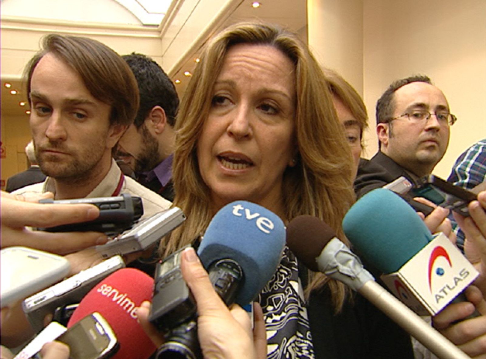 Reunión de la ministra de Exteriores con los responsables de Relaciones Internacionales del PP