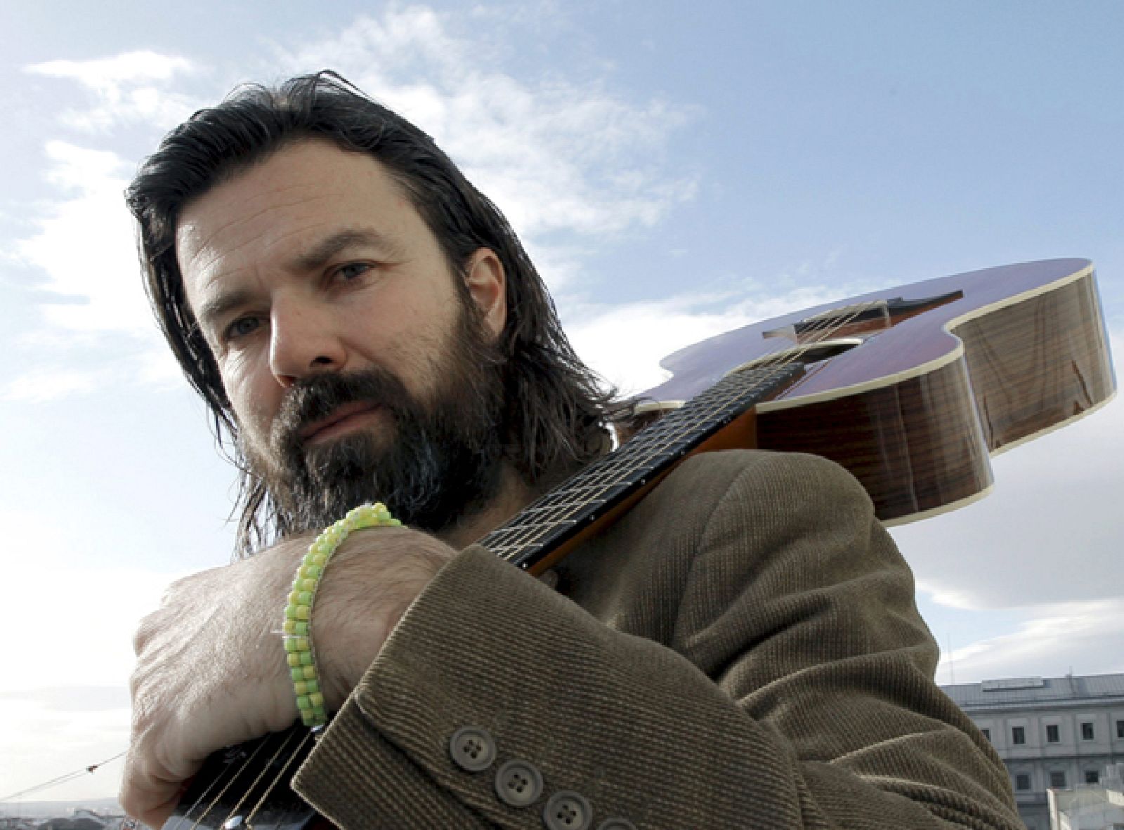 Después de dos años Jarabe de Palo saca nuevo disco | Ver