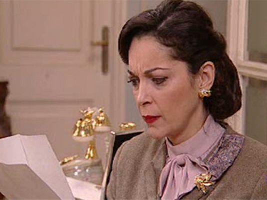 Amar en tiempos revueltos - Eulalia lee la carta de Juan Carlos