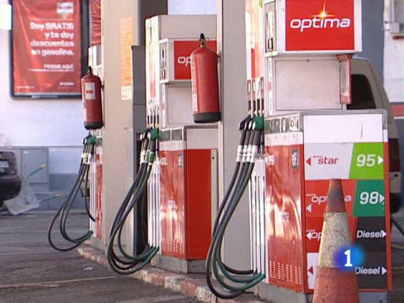 Los carburantes registran precios históricos debido a la inestabilidad en Libia