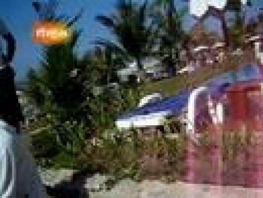 Documentos TV - 2005 - "Tsunami, la ola asesina"