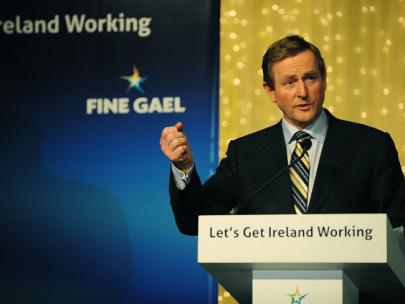  El ganador de las elecciones irlandesas medita sobre una coalición de gobierno