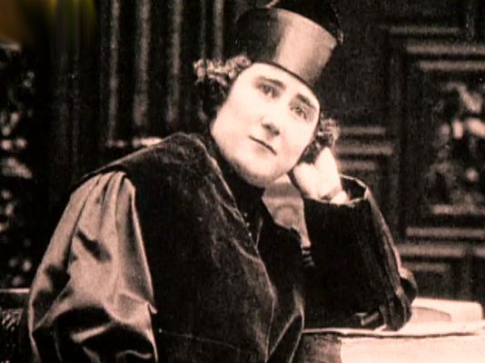 Programas y Concursos en el Archivo de RTVE - De Clara Campoamor a la ley de paridad