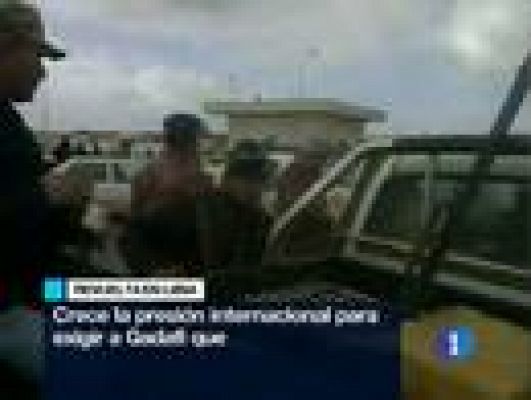 Telediario 1 - Telediario 2 en 4' - 28/02/11