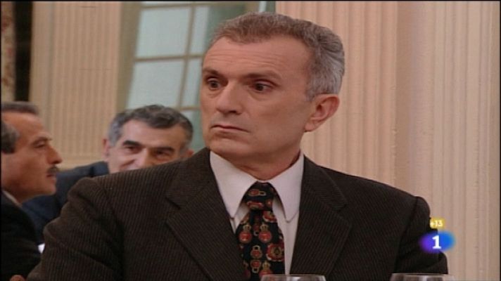 Amar en tiempos revueltos - ¿Quién mató a Hipólito Roldán? Cap1