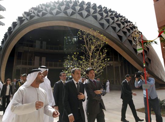 Telediario 1 - Inversión de los Emiratos