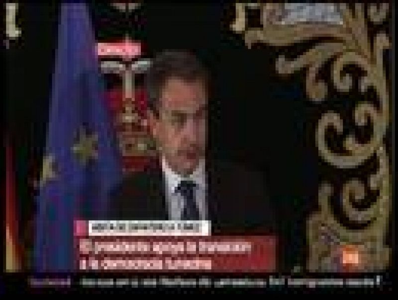 Zapatero ofrece a Túnez buques para traer a Occidente a refugiados libios 