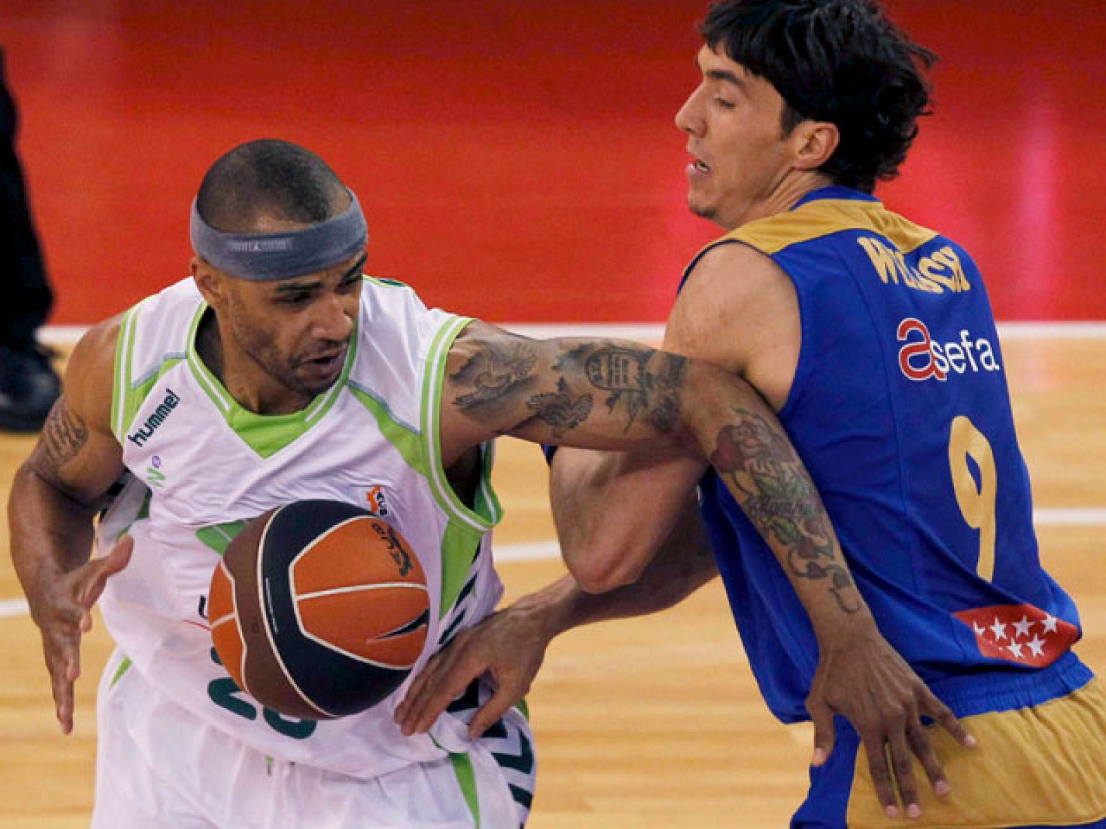 Asefa Estudiantes 78 - 69 Unicaja - Baloncesto en RTVE | Ver