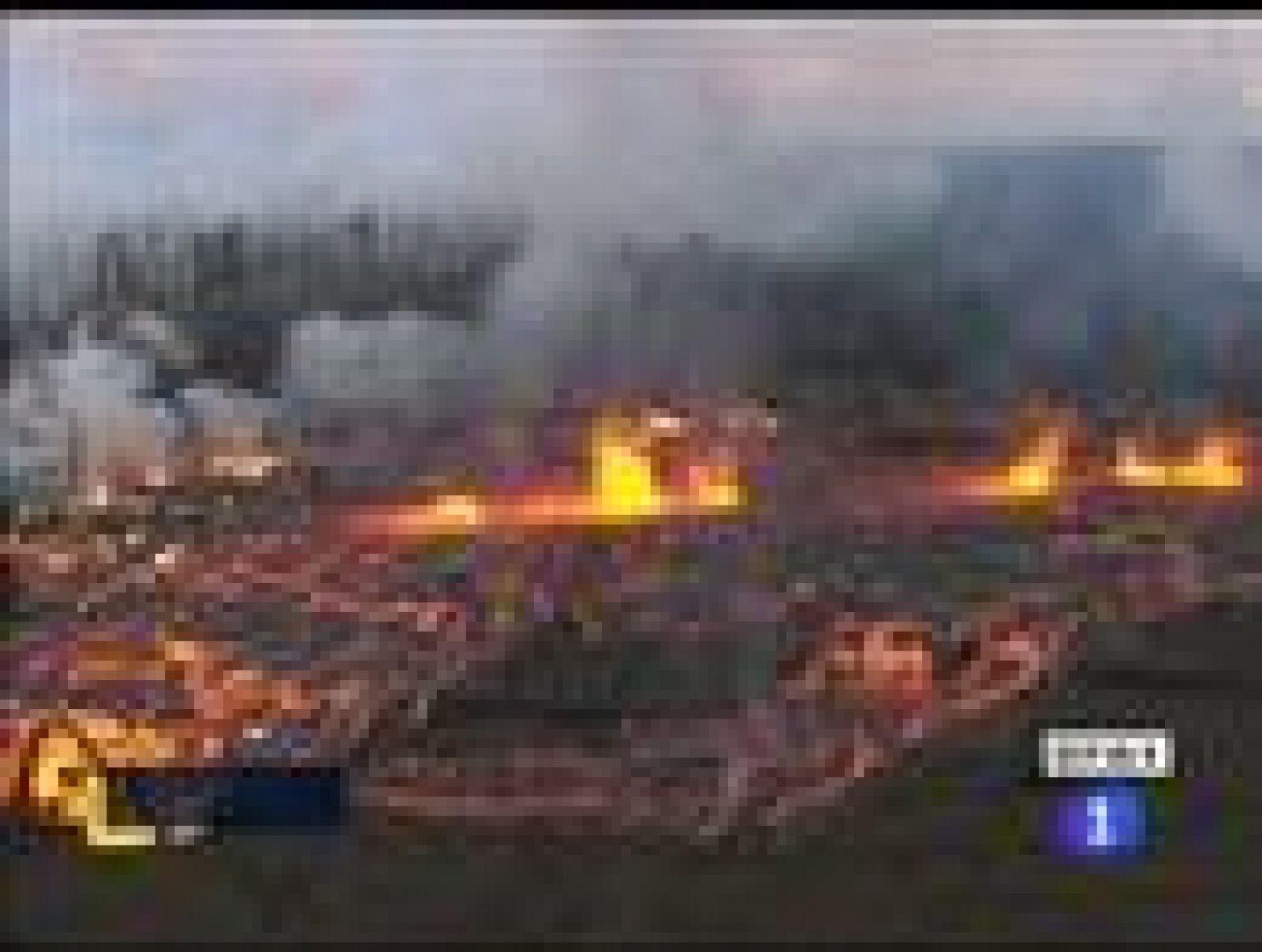 Telediario 1: El Kilauea vuelve a lanzar lava | RTVE Play
