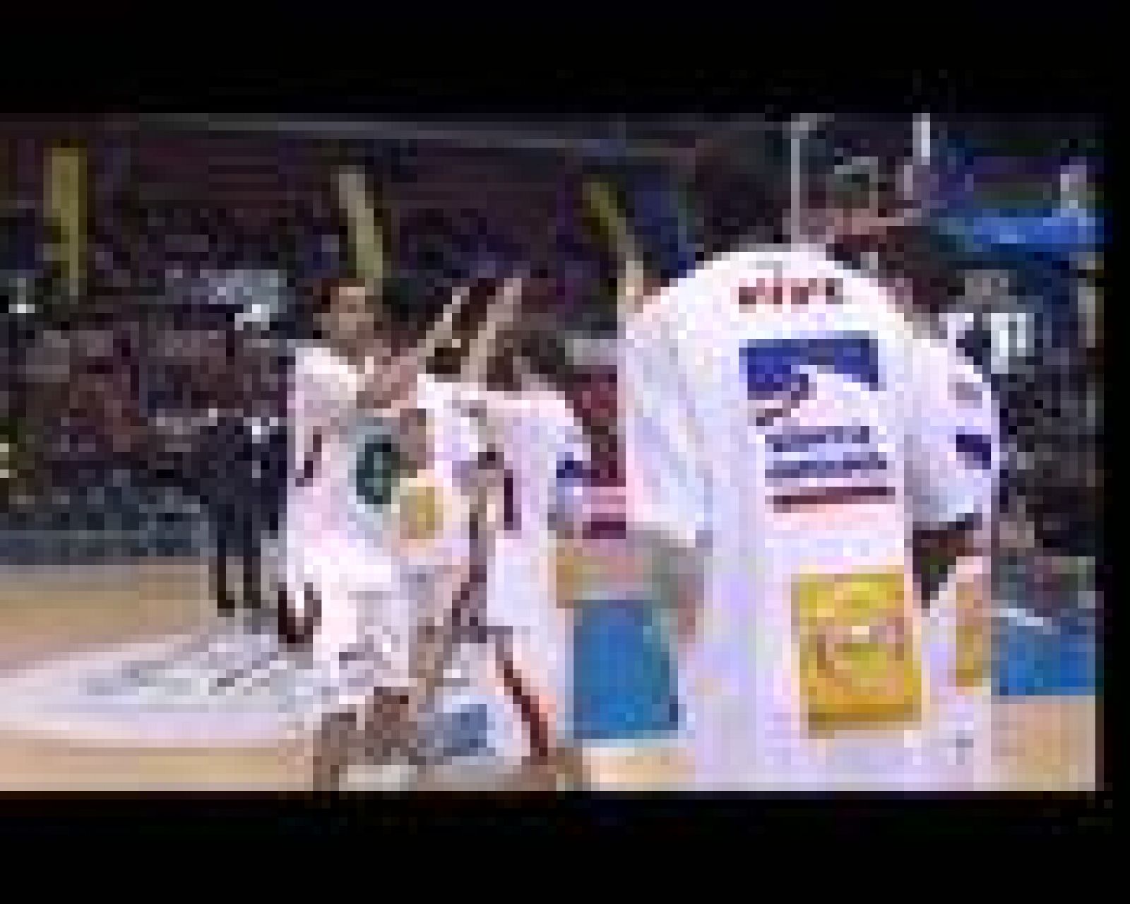 Baloncesto en RTVE: Cajasol 82-63 CB Granada | RTVE Play