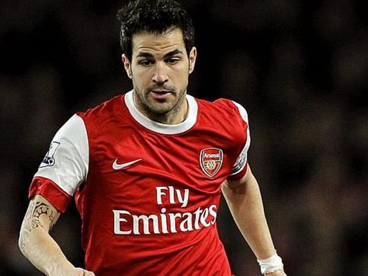 Cesc lídera al Arsenal en Barcelona