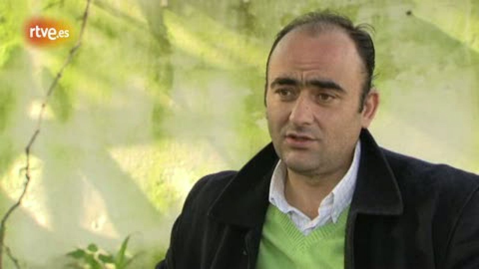 Crónicas - Cerrar cada negocio con una copa - Crónicas | Ver