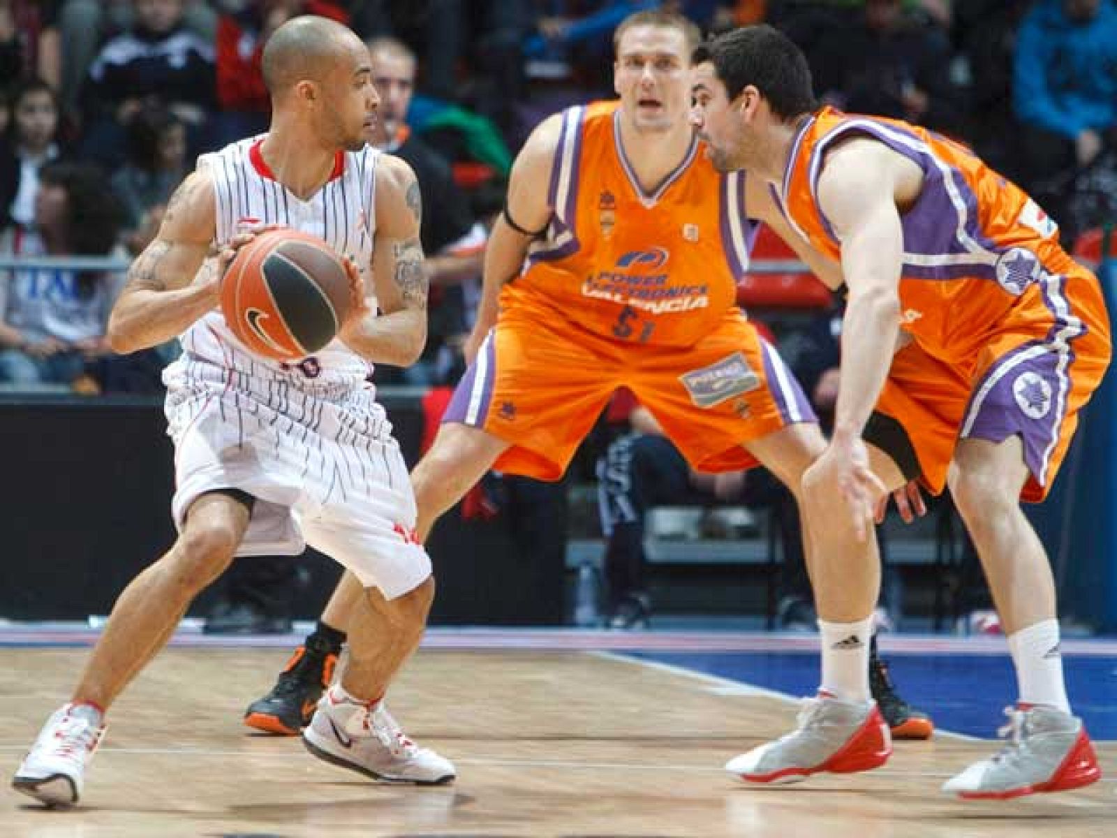 Caja Laboral 72-65 P.E. Valencia - Baloncesto en RTVE | Ver