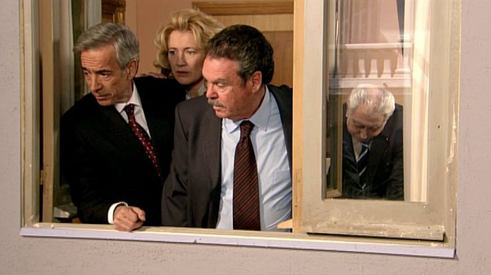 Cuéntame cómo pasó - Los pies de barro