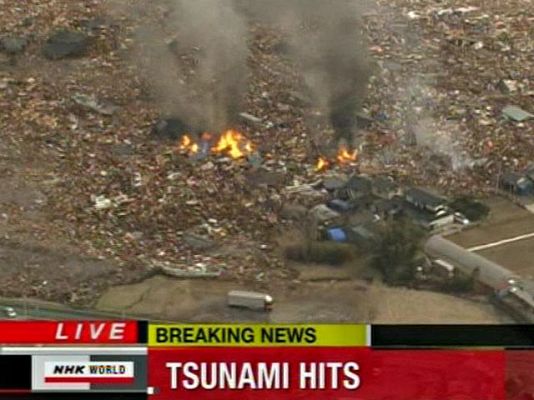 Telediario 1 - Alerta de tsunami por un terremoto de 8,8 en Japón