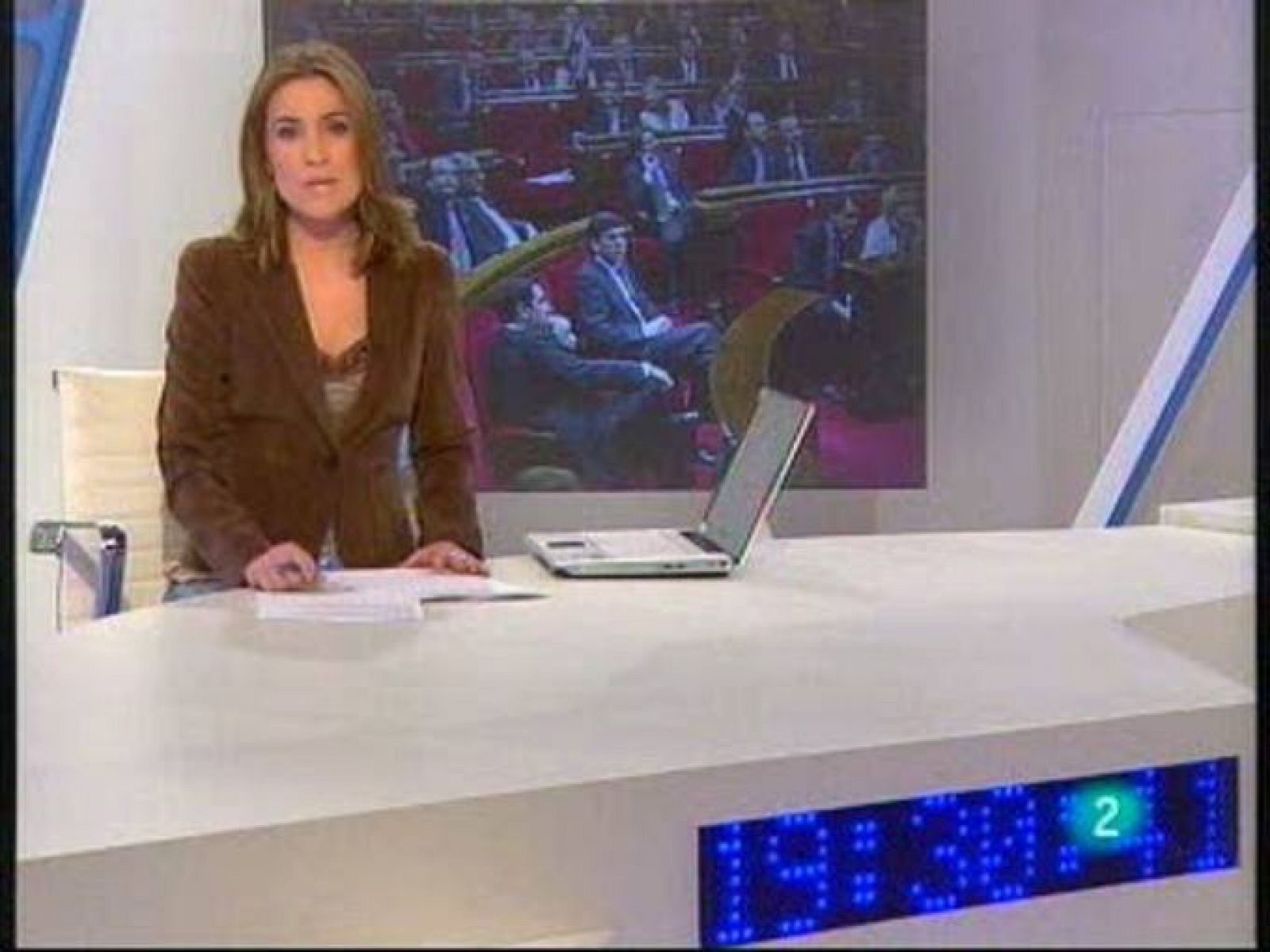 Sin programa: L'informatiu vespre - (10/03/11) | RTVE Play