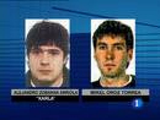 Telediario 1 - Detenidos cuatro presuntos etarras, entre ellos el jefe de los comandos y el de la logística de la banda